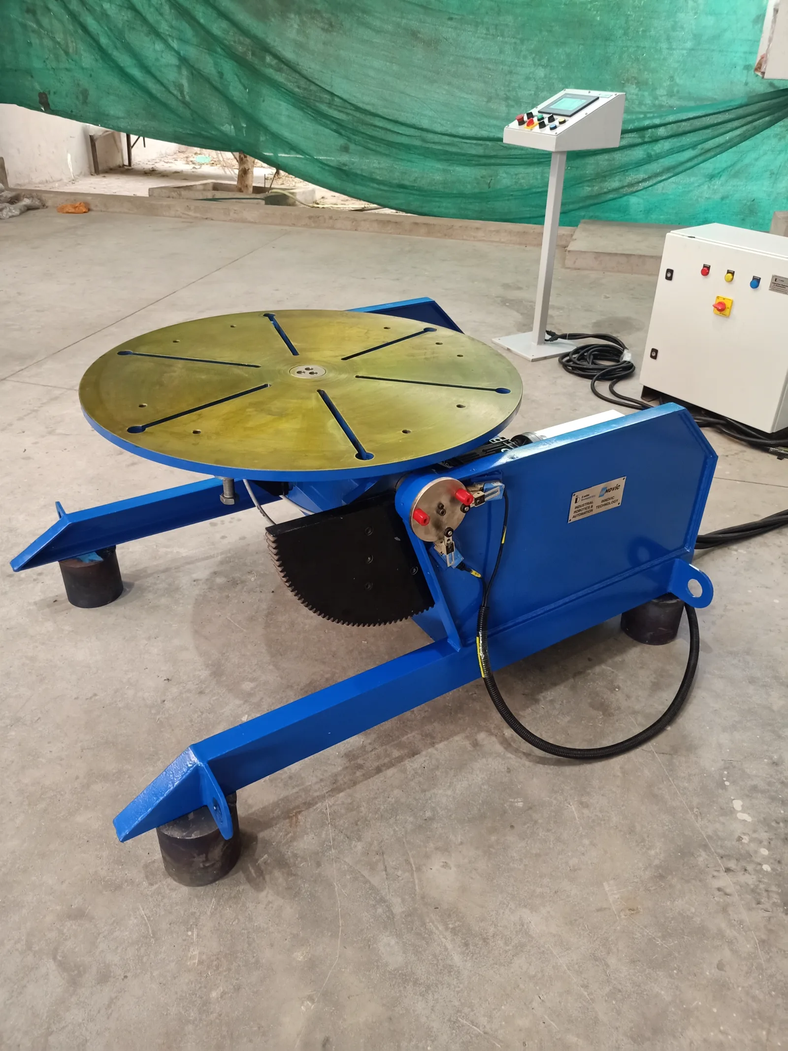 Welding robot running a production junction box