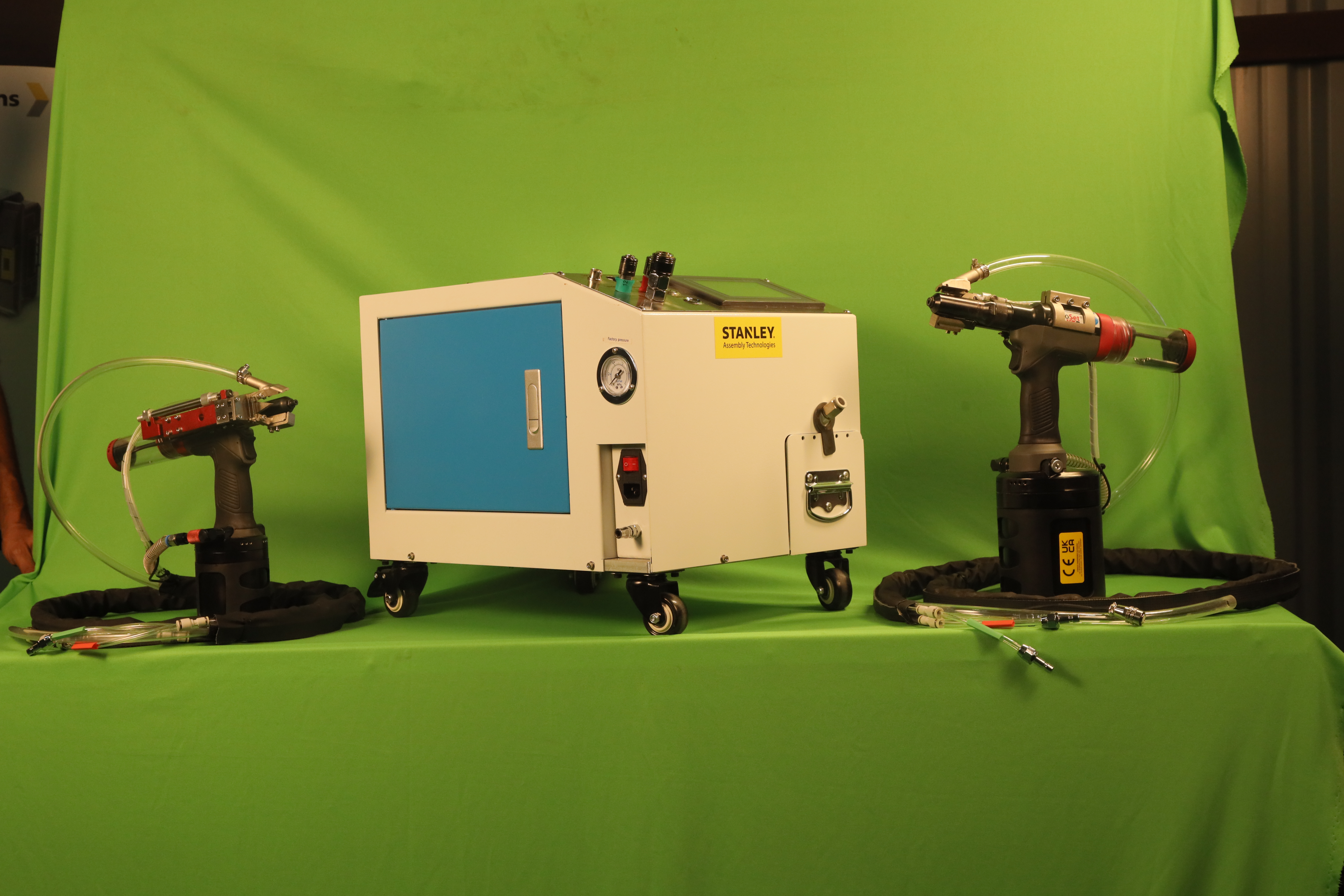 SEMI-AUTOMATIC RIVET FEEDER - SARF